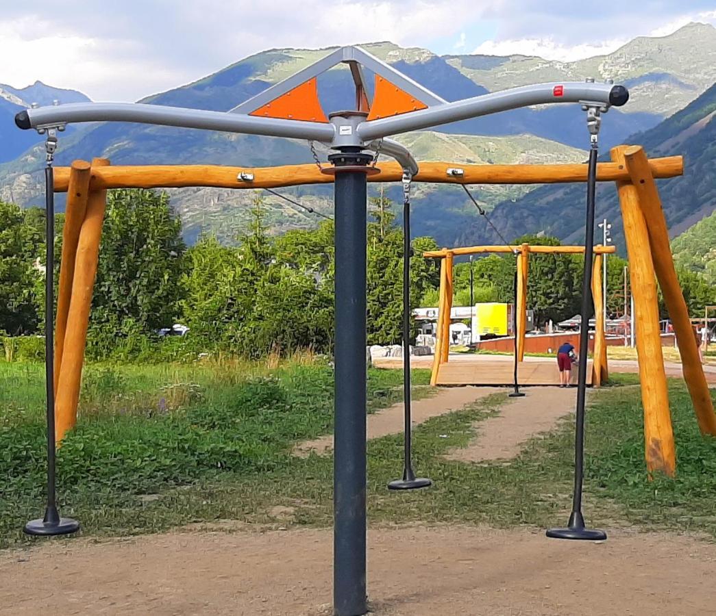Bonic I Acollidor Triplex Amb Vistes Daire Bohí Dış mekan fotoğraf